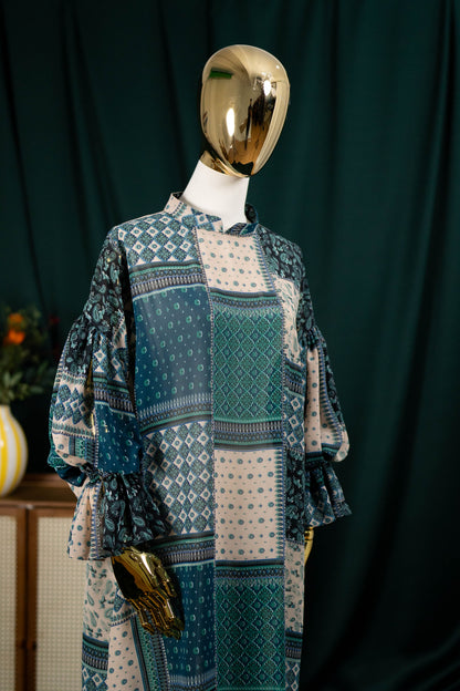 LEORA DRESS IN EMERALD