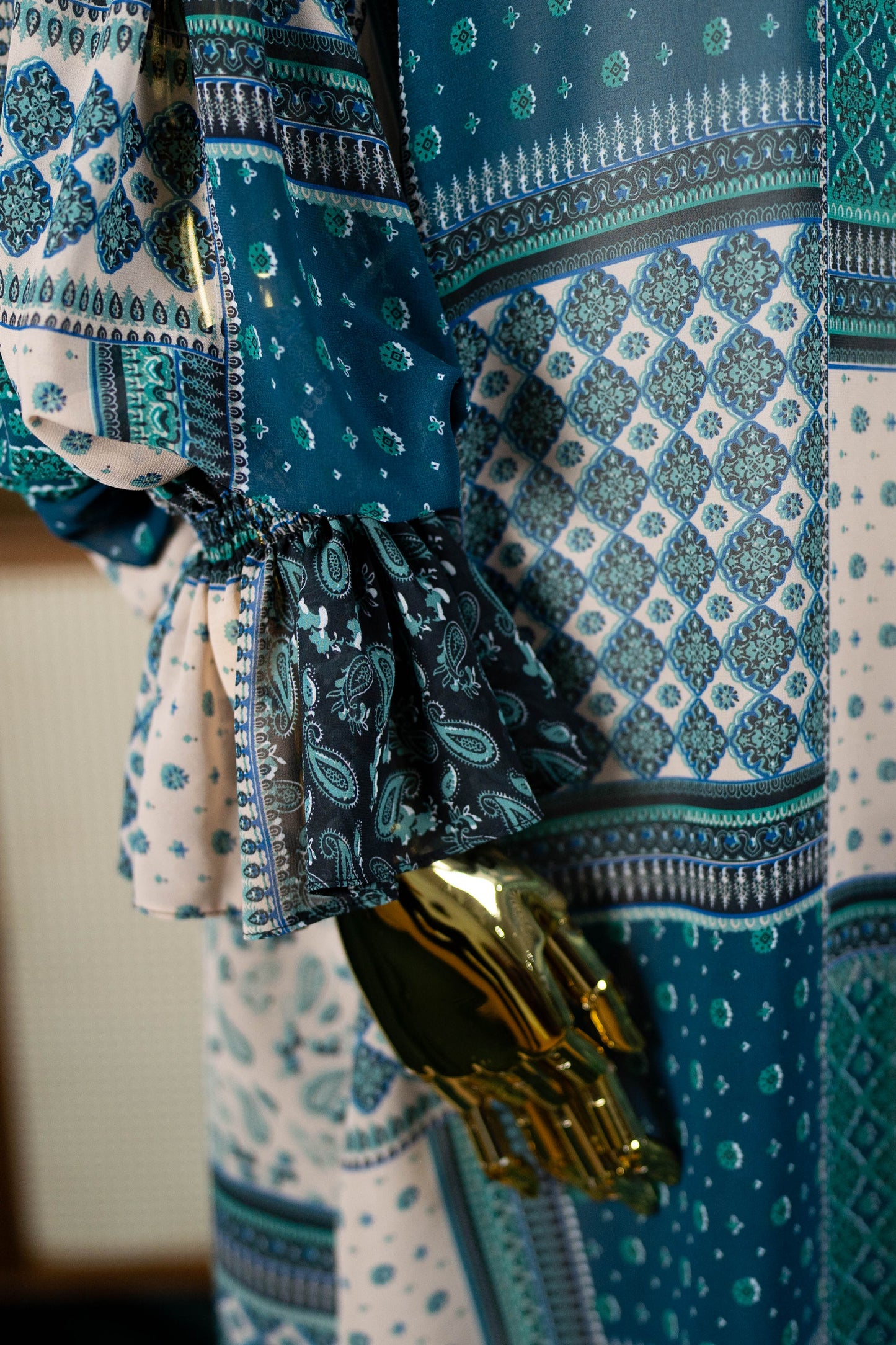 LEORA DRESS IN EMERALD
