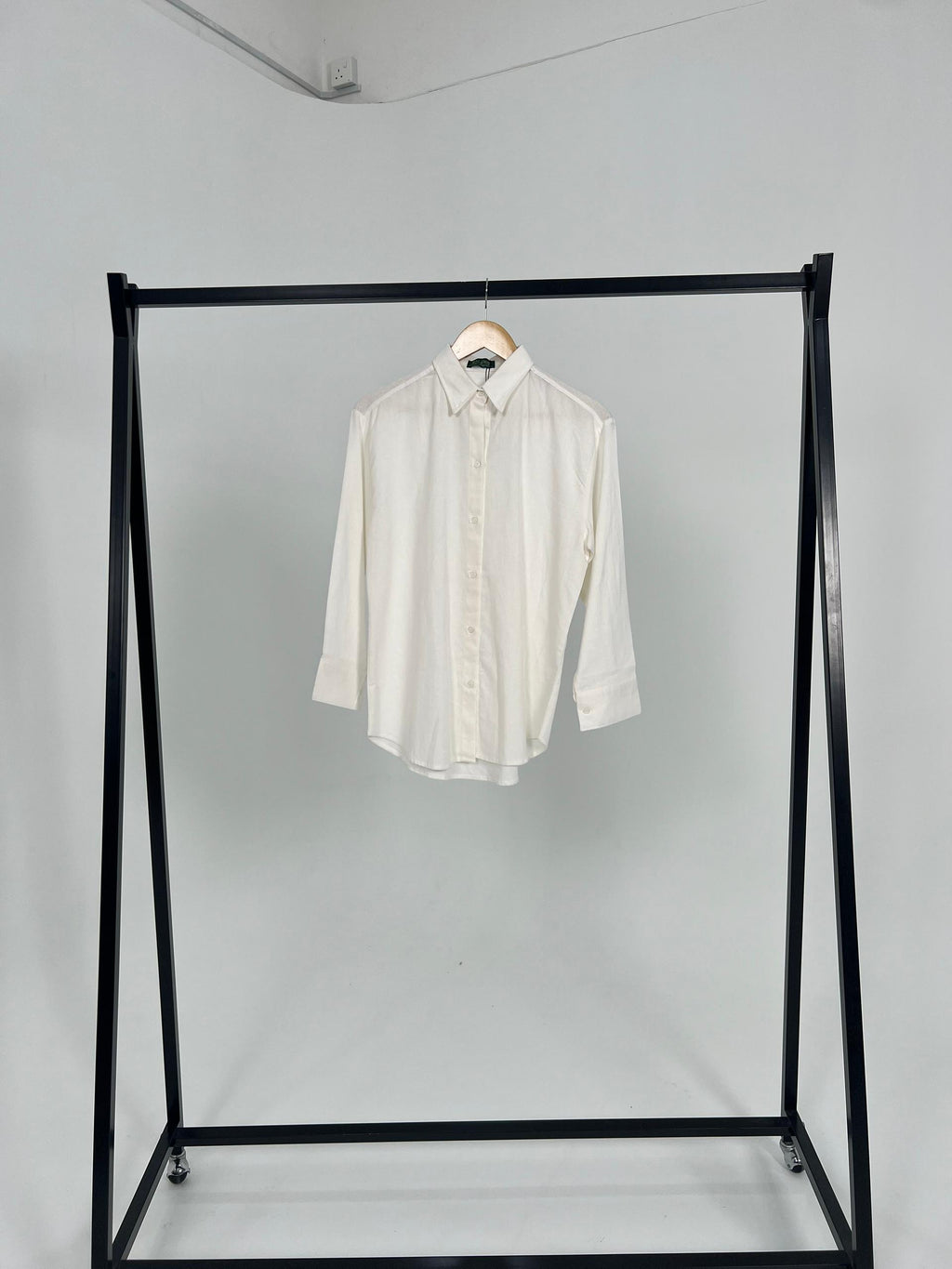 THE EASE SHIRT - BULLANDROSERTW