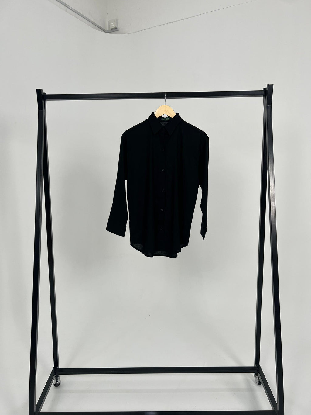 THE EASE SHIRT - BULLANDROSERTW