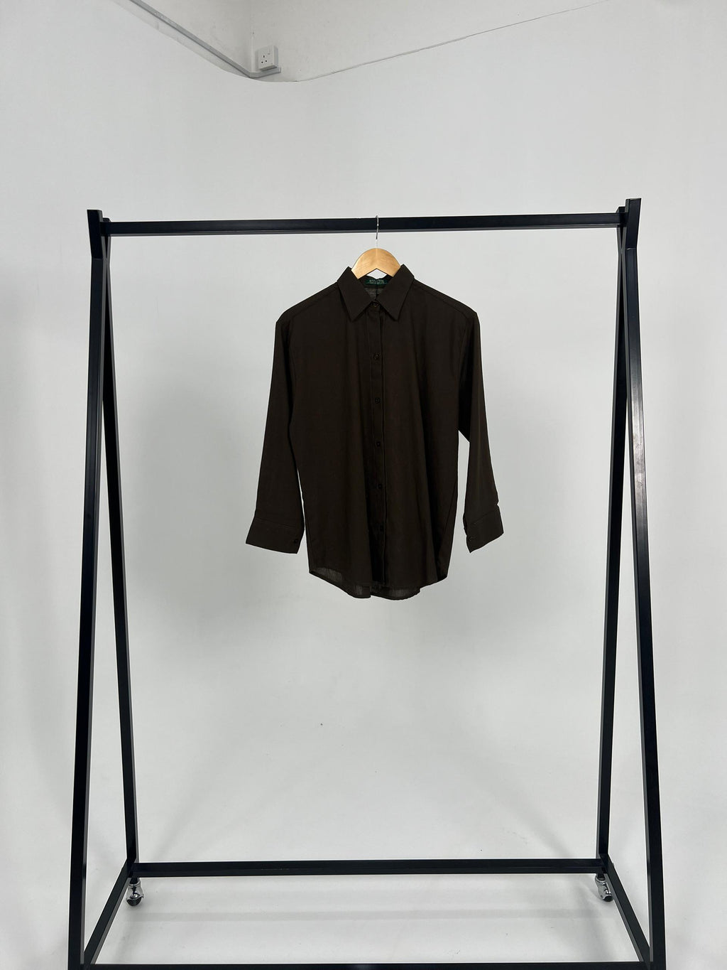 THE EASE SHIRT - BULLANDROSERTW
